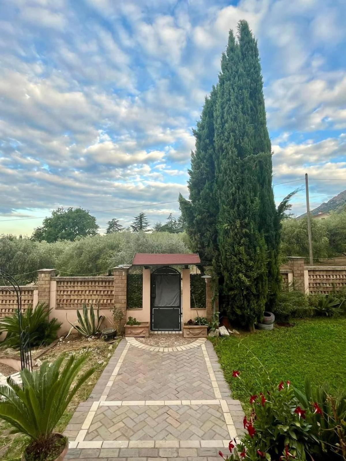Villa Anna Castrocielo Buitenkant foto