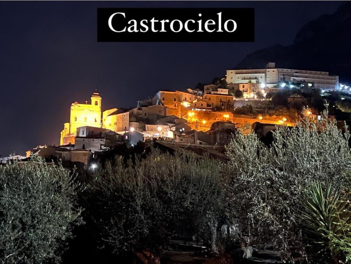 Villa Anna Castrocielo Buitenkant foto