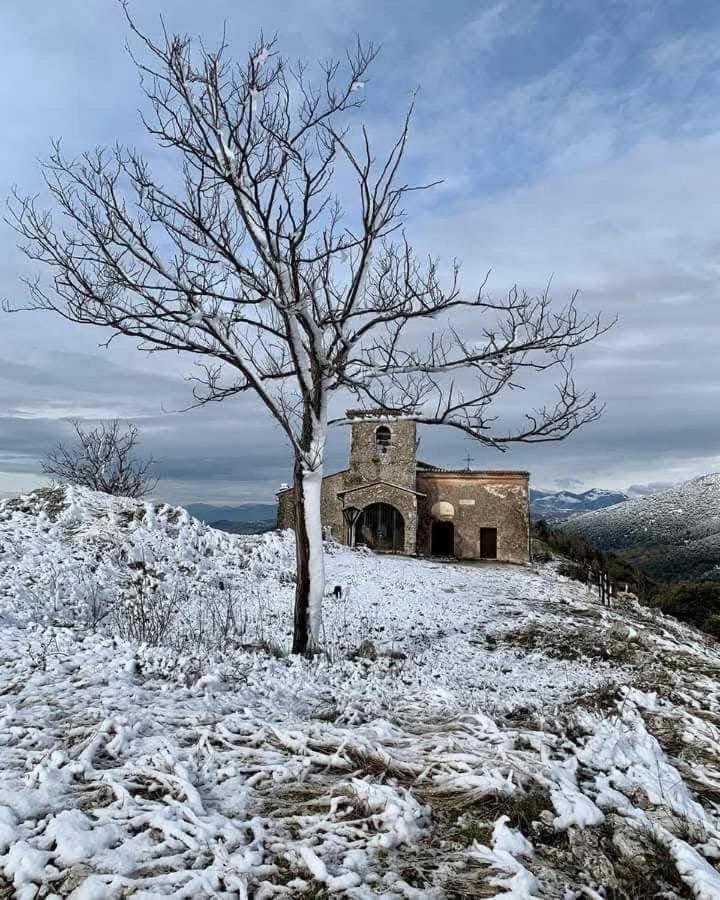 Villa Anna Castrocielo Buitenkant foto