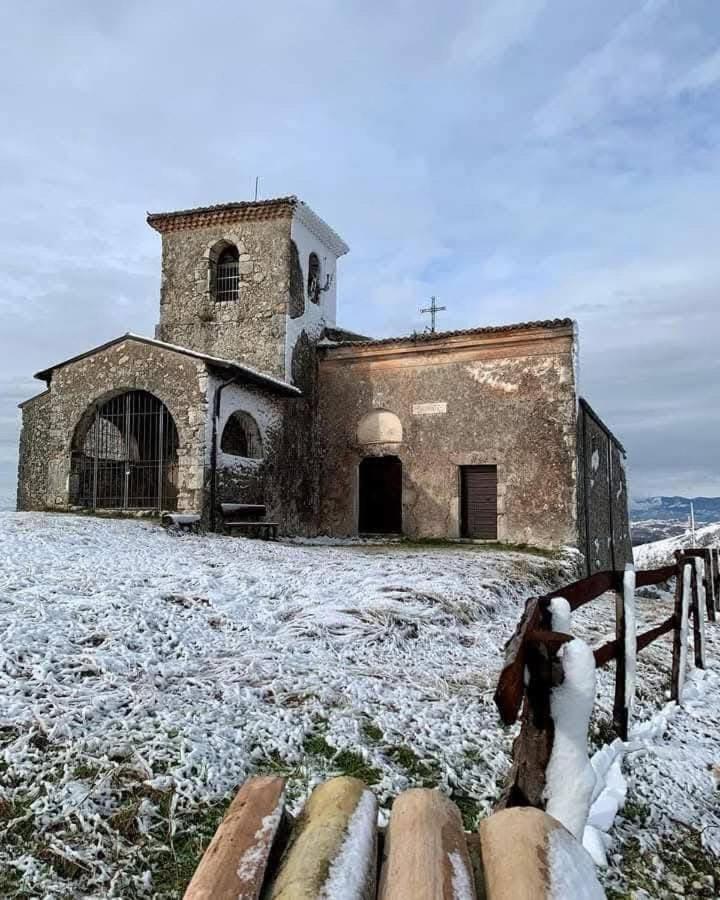 Villa Anna Castrocielo Buitenkant foto